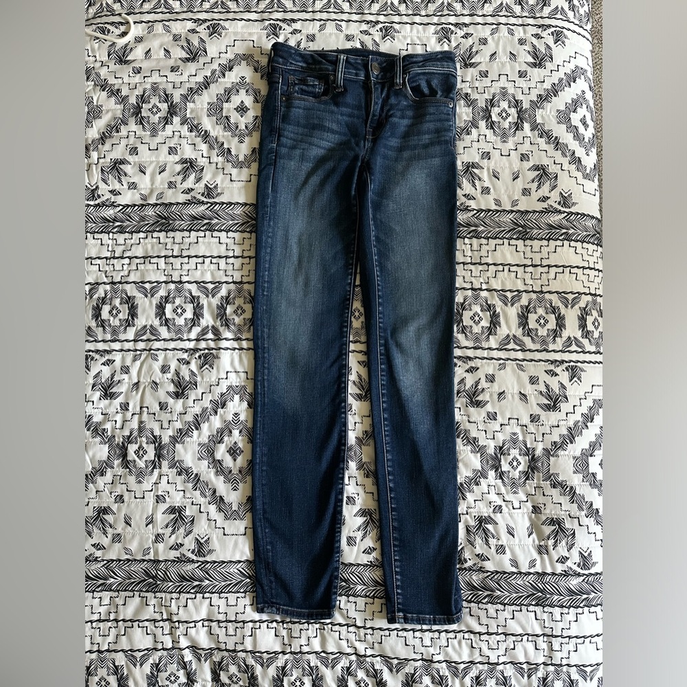 American Eagle jeans barely worn